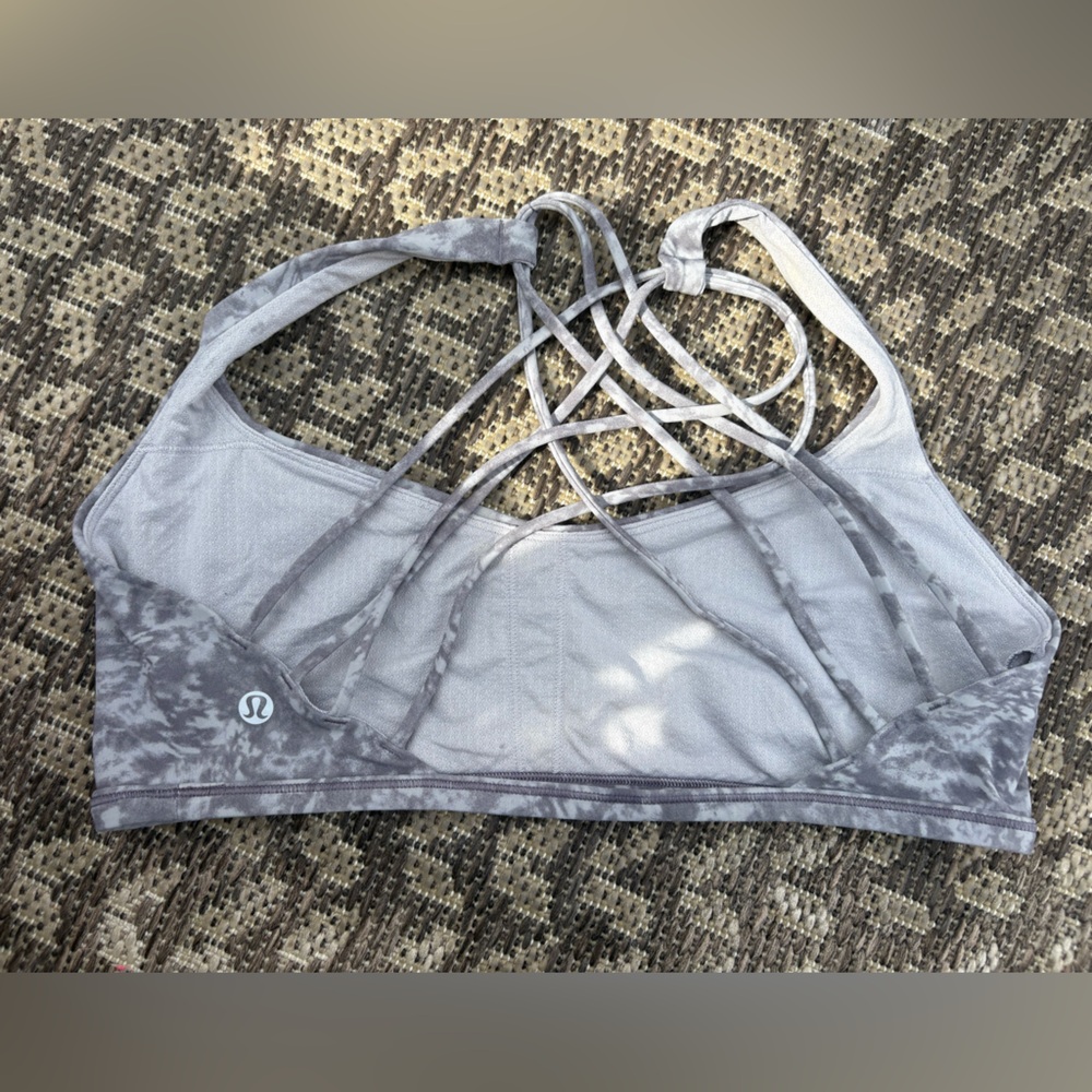 Lululemon Free To Be Bra Wild *Light Support, A/B Cup Size 12 - Picture 6 of 6